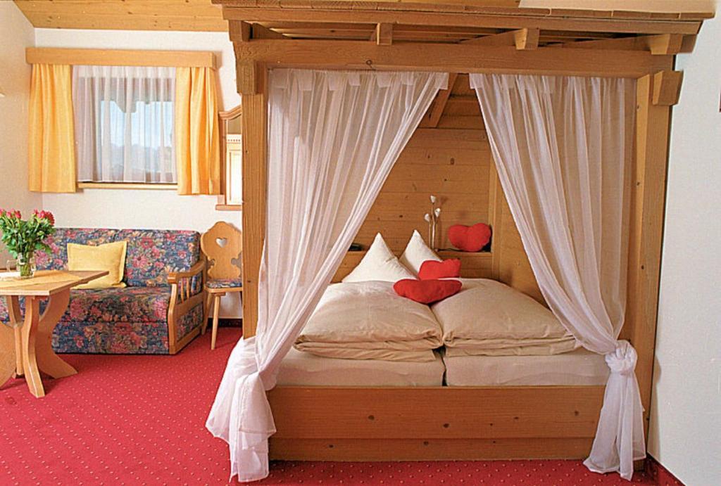 Hotel Camona & Apart Walserhof Samnaun Habitación foto