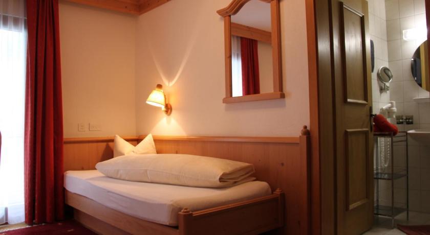 Hotel Camona & Apart Walserhof Samnaun Habitación foto